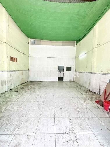 Nhà Kho 3Pha 5,6x15m (Lửng Đúc kín) Hẻm 5m. Bình Trị Đông. Bình Tân