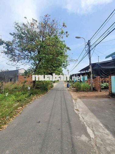 đất ở, có diện tích 500m2, mặt tiền đường số 490 (sổ hồng)
4,5 tỷ 500