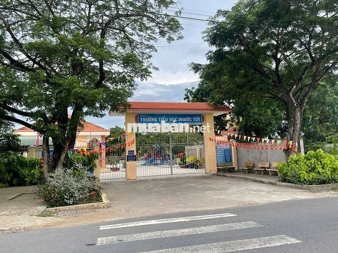 Cần Đước,Long An
mặt tiền đường Bờ Mồi
ace nào quan tâm pm nha