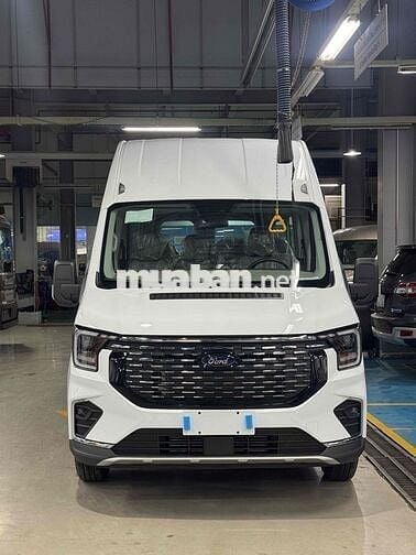 Ford Transit 2025 Premium