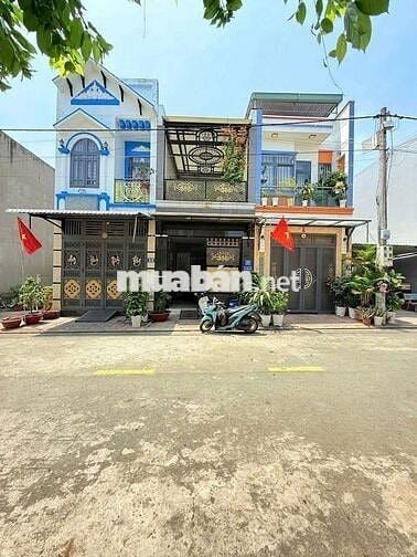 Nhà phố kdc Lê Phong Tân Bình gần ngã tư Chiêu Liêu Dĩ An