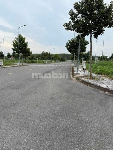 ĐẤT MẶT ĐƯỜNG DT 742, GẦN KCN VISP II MỞ RỘNG CÁCH CHỢ CÓ 500m