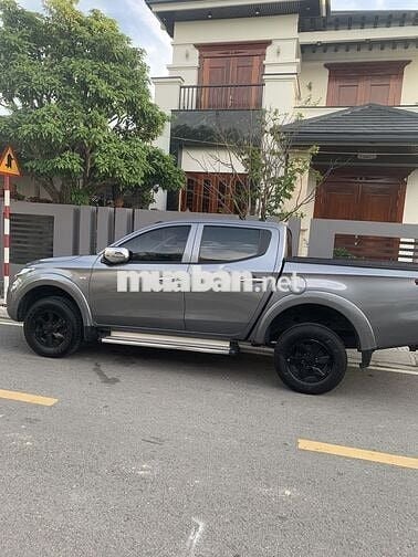 Mitsubishi Triton 2016 4x2 AT - 130000 km