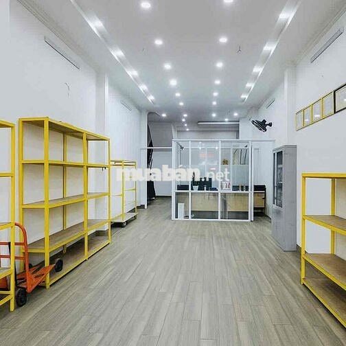✅ Cho thuê nhà 4 tầng mặt tiền : 2/9 , gần Cầu Hoà Xuân