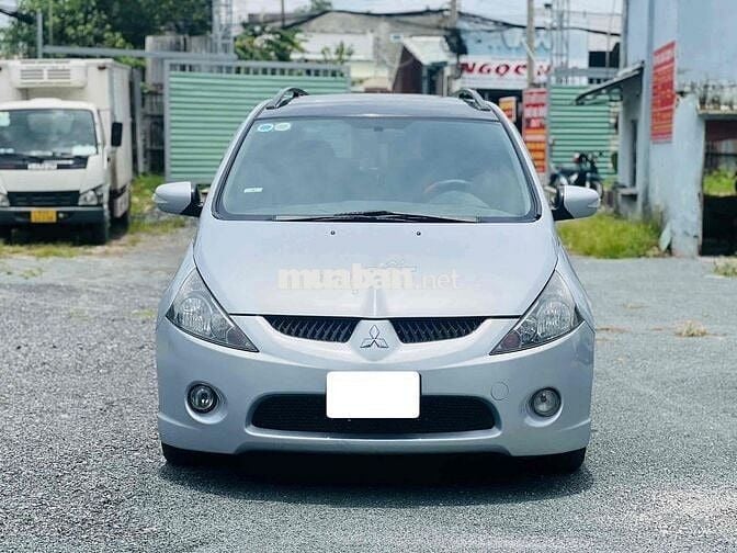 Mitsubishi Grandis 2005 2.4 AT - 165000 km