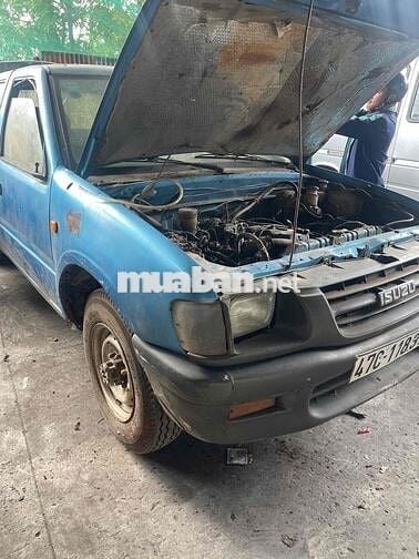 Isuzu Dmax 201 LS 3.0 4x2 MT - 215115 km