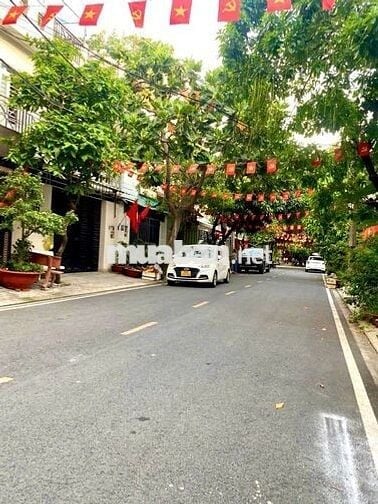 BÁN NHÀ HẺM XE HƠI GẦN GIGAMALL THỦ ĐỨC -230M2 -2 TẦNG -DÒNG TIỀN 30TR
