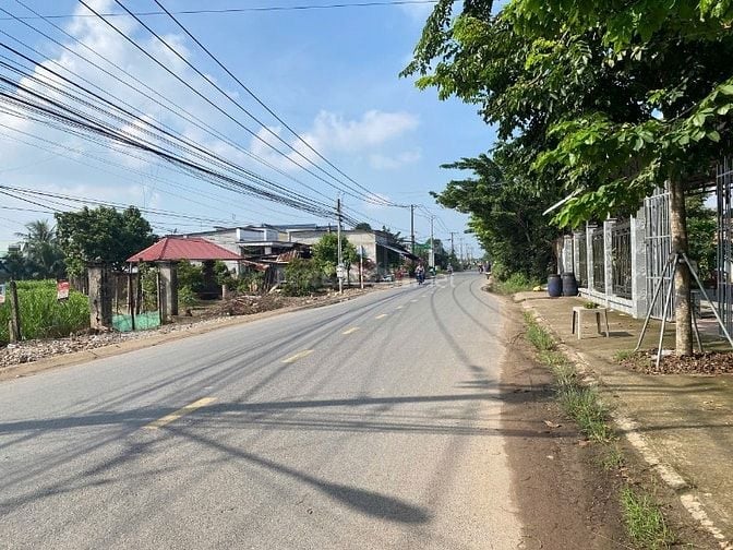 12x 80. Tổng 343m2 có thổ cư. Gần KCN Trảng Bàng. 1,3 tỷ TL 