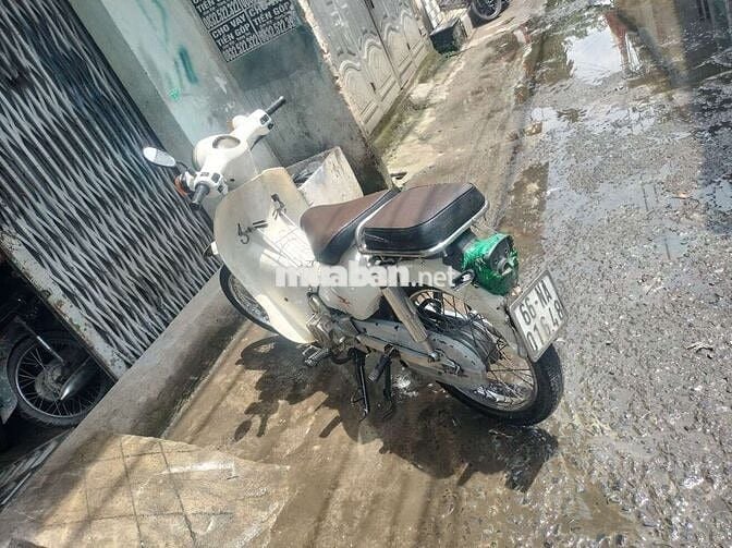 Cần bán chiếc cúp Việt Thái có giấy