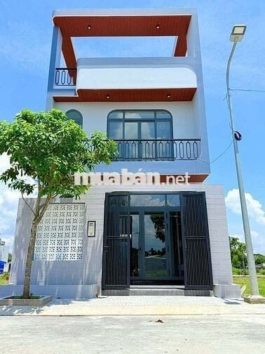 CHỈ 3.3TỶ SỞ HỮU NGAY NHÀ TRỆT 2 LẦU ĐẸP 150m2 SHR– BẾN XE MỚI HÓC MÔN