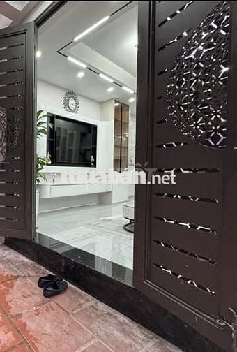 NHÀ ĐẸP PHỐ KHƯƠNG HẠ GẦN TRUNG TÂM QUẬN THANH XUÂN