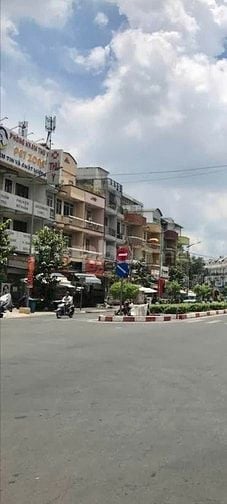 BÁN NHÀ MẶT TIỀN TẠ QUANG BỬU, P.5, Q.8 – KHU VỰC SẦM UẤT