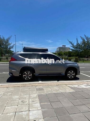 Mitsubishi PajeroSport 2019 máy dầu tự động.