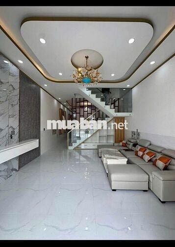 Nhà trệt 1 lầu, chủ bán ngộp 900tr/80m2. SHR TDM, BD. Gần chợ Chánh Mỹ