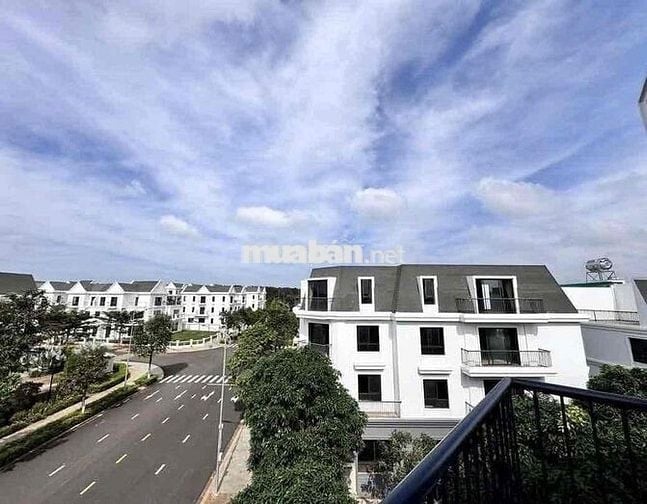 CHO THUÊ TÒA SHOPHOUSE GÓC VIP 715M2 SÀN TẠI ECOCITY – CHỈ 35 TRIỆU/ T