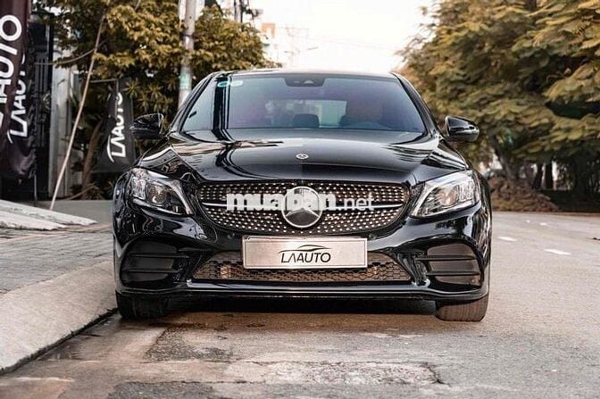 LONG ANH AUTO về MERCEDES C300 AMG sx2019 giá tốt