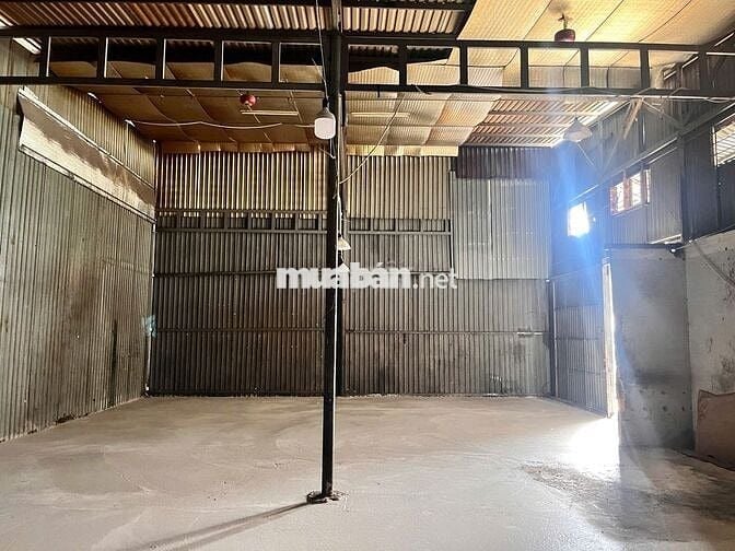 Cho thuê kho xưởng mặt tiền đường Phan anh tổng dtsd 200m2