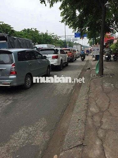 Bán nhà mặt tiền Tỉnh Lộ 10 – ngay chợ, gần trường học, vừa ở vừa kinh