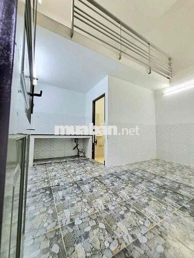 PHÒNG GÁC CAO GIÁ RẺ SẴN MÁY LẠNH  NGAY TÂN PHÚ