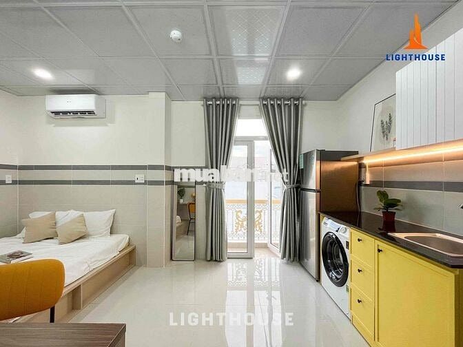KHAI TRƯƠNG FULL NỘI THẤT BAN CÔNG CỬA SỔ GẦN HOÀNG DIỆU 2, GA METRO