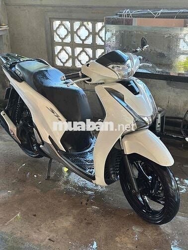cần bán xe sh 125cc đã qua sử dụng bh thường xuyên