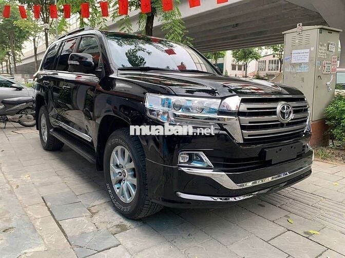 Toyota Land Cruiser xe chủ tịch thiên hạ vô địch