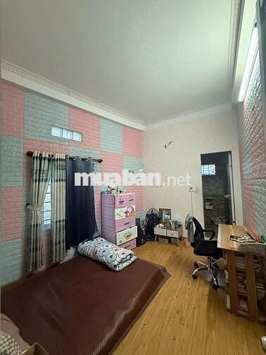 HÓT  6,1 TỶ BÁN NHÀ ĐẸP LÔ GÓC 2 TẦNG MẶT TIỀN NGUYỄN PHƯỚC NGUYÊN
