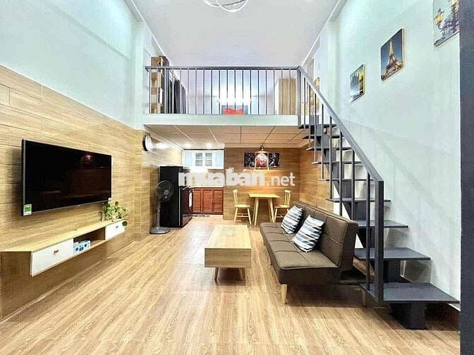🏡 Căn Hộ Có Gác Đi Bộ Qua Đại Học Hutech, Sát Bên Quận 1 🏡