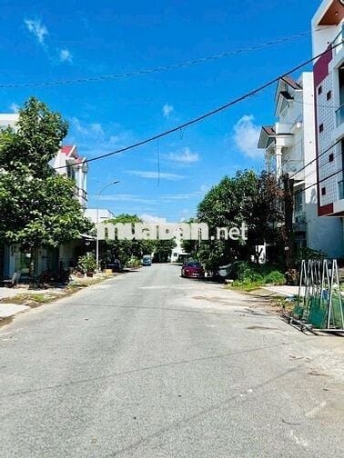 BÁN NỀN ĐƯỜNG D25 KDC HỒNG LOAN 6A