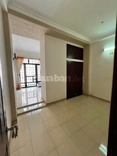 Bán nhà MTKD 425 Nguyễn Thái Bình, Tân Bình. DT 4.2x17.3m, 4 tầng