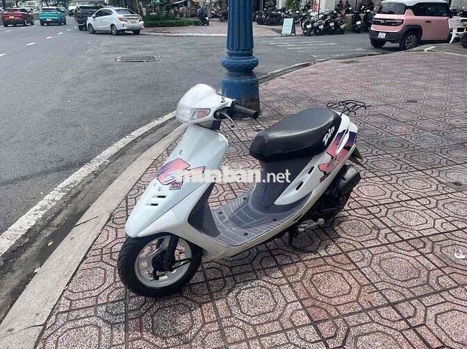 Cần bán xe do chuyển nhà