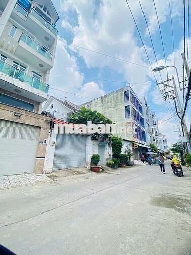 Đất 2 mặt tiền gần 90m2 Dương Quảng Hàm, Gò Vấp