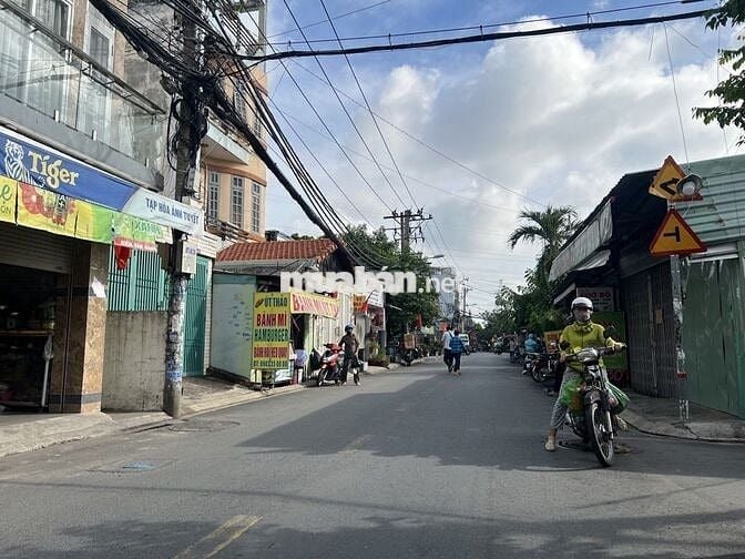 MẶT TIỀN KINH DOANH - 6X28M - CÓ 4 PHÒNG TRỌ CHO THUÊ - GIÁ TỐT