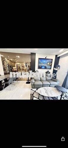 Bán căn hộ 3pn2wc Chung Cư Richstar quận Tân Phú