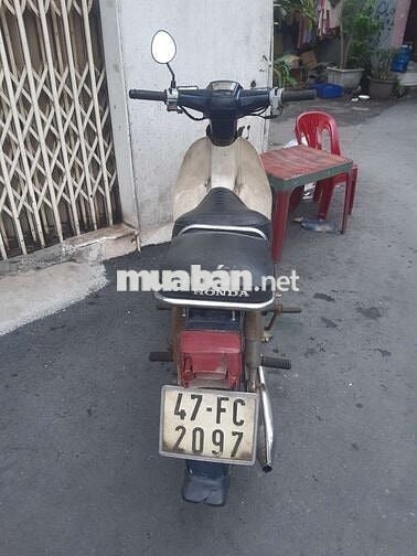 Cần bán xe cup 82 Honda 50 như hình