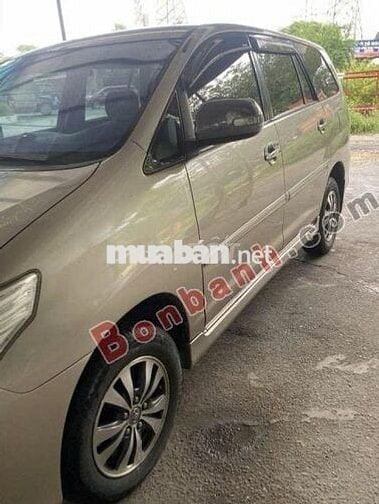 Toyota Innova 2.0E – Đời 2015 – Giá 285 triệu