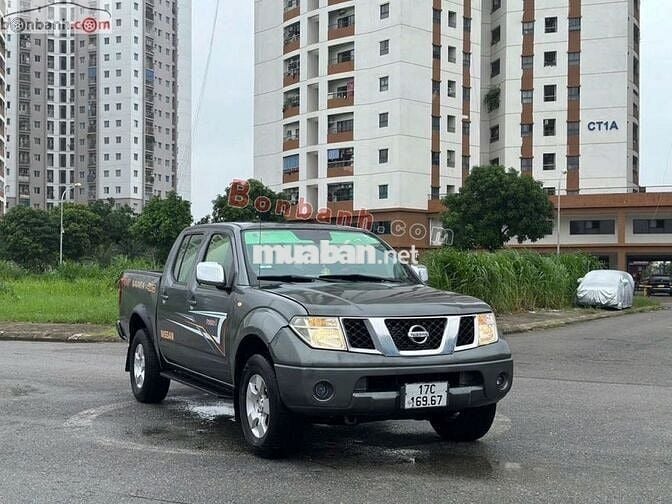 Nissan Navara 2012 LE 2.5MT 4WD