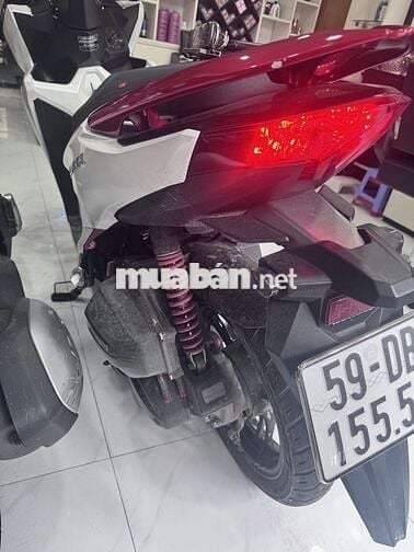 xe Vario 150 đời 2021 và sh mode 2019 khoá smakey