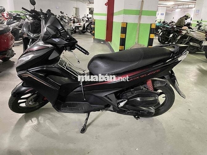 Cần bán xe airblade