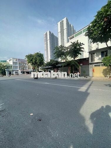 Cho thuê mbkd góc 2 mặt tiền đường Lý chiêu hoàng tổng dtsd 150m2