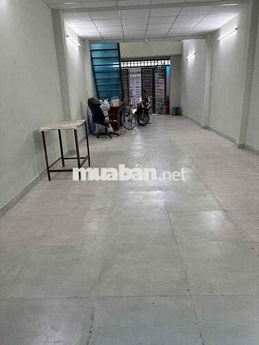 nhà 4x20m trệt trống suốt có gác lửng, hẻm 5m thông