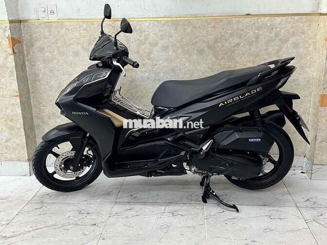 AB 125 mẫu 4val 2024 đen mù mới keng 43AC-015.34
