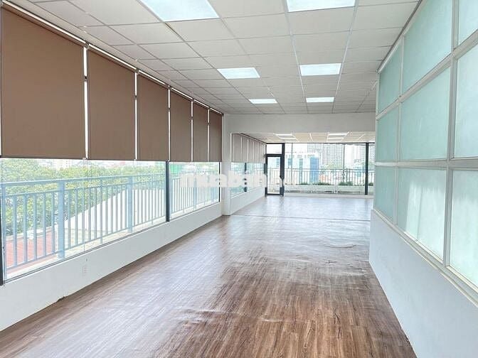 📢 CHO THUÊ SÀN VĂN PHÒNG HUỲNH VĂN BÁNH - 120M2 - HẦM 5 LẦU + TM