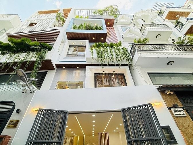 Kẹt tiền bán gấp nhà đẹp 5PN 6WC Quang Trung Gò Vấp, giá chỉ 4,2 tỷ