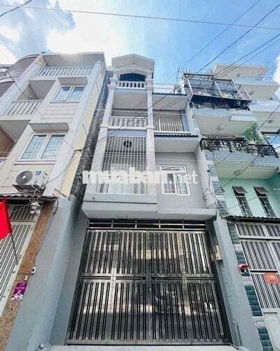CẦN CHO THUÊ - HXH 5x20m, 489A/25B Huỳnh Văn Bánh, P.13, Q.PN, có sân