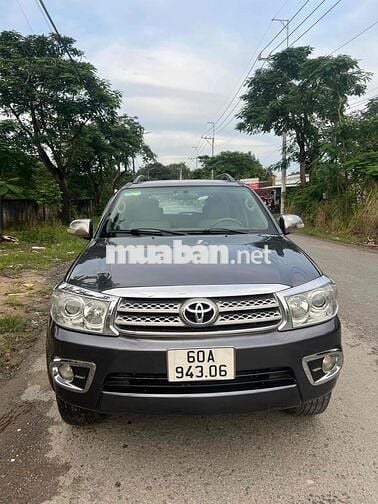 Toyota Fortuner 2009 2.5G - 150000 km