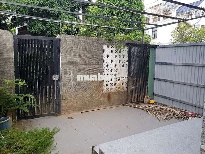 Mặt bằng văn phòng buôn bán online