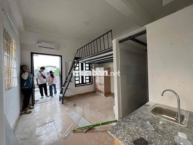 PHÒNG MỚI TOANH GẦN UFM QUẬN 7