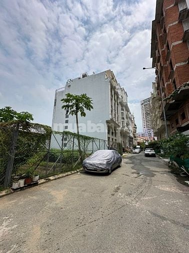 Nhà mặt tiền ngay Quốc Hương phường Thảo Điền quận 2 (9x24m) giá 51 tỷ