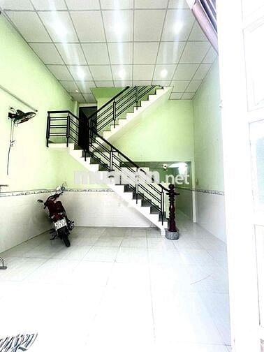 Nhà nguyên căn đường LÊ TRONG TẤN- QUẬN TÂN PHÚ Giá 8 triệu